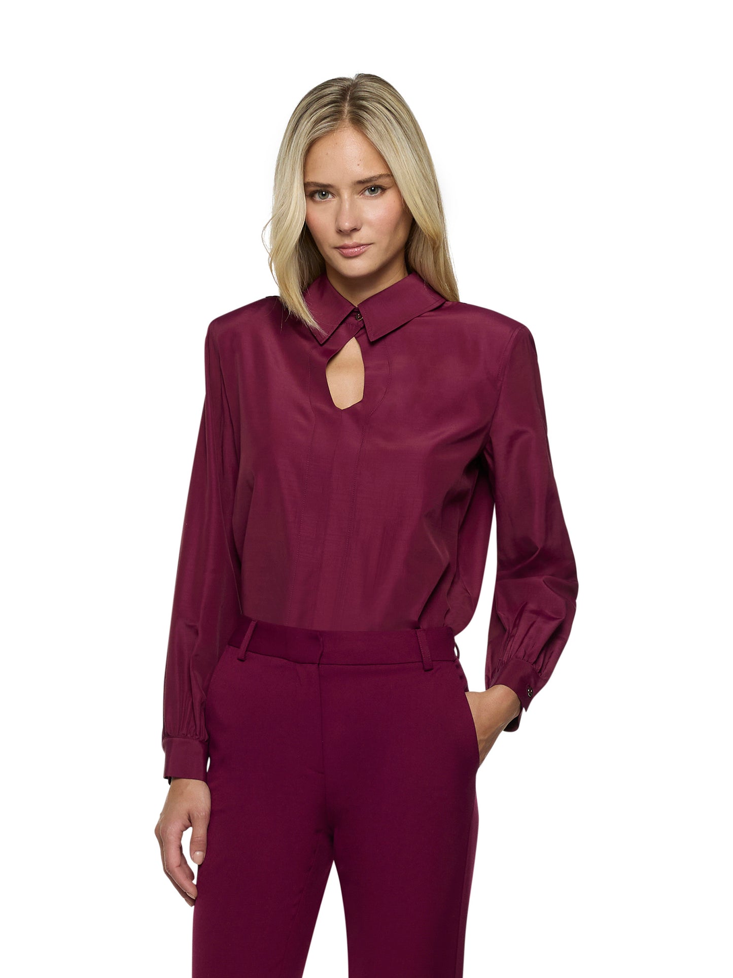 Drop-front shirt with back buttons in fluid techno fabric