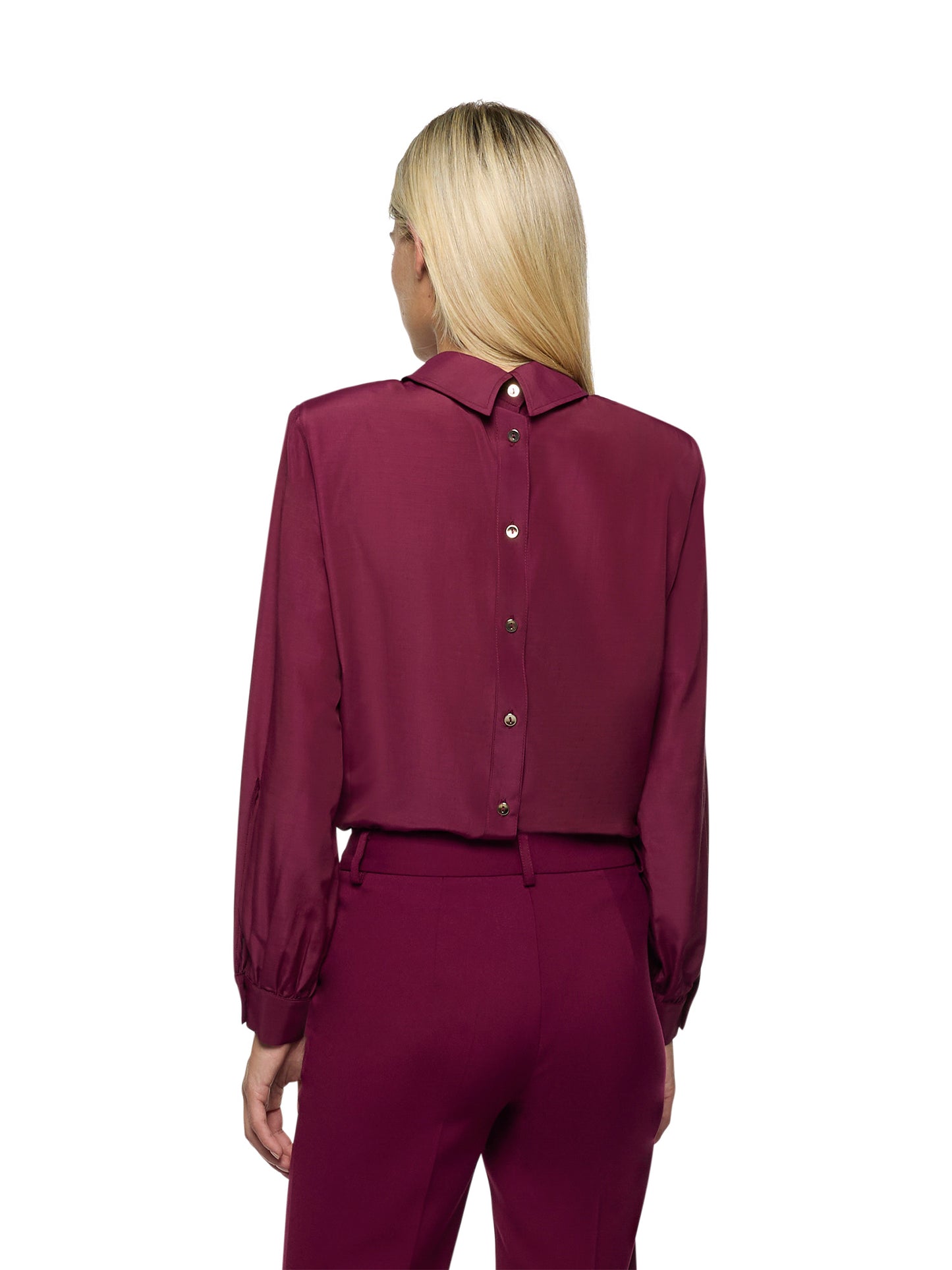 Drop-front shirt with back buttons in fluid techno fabric