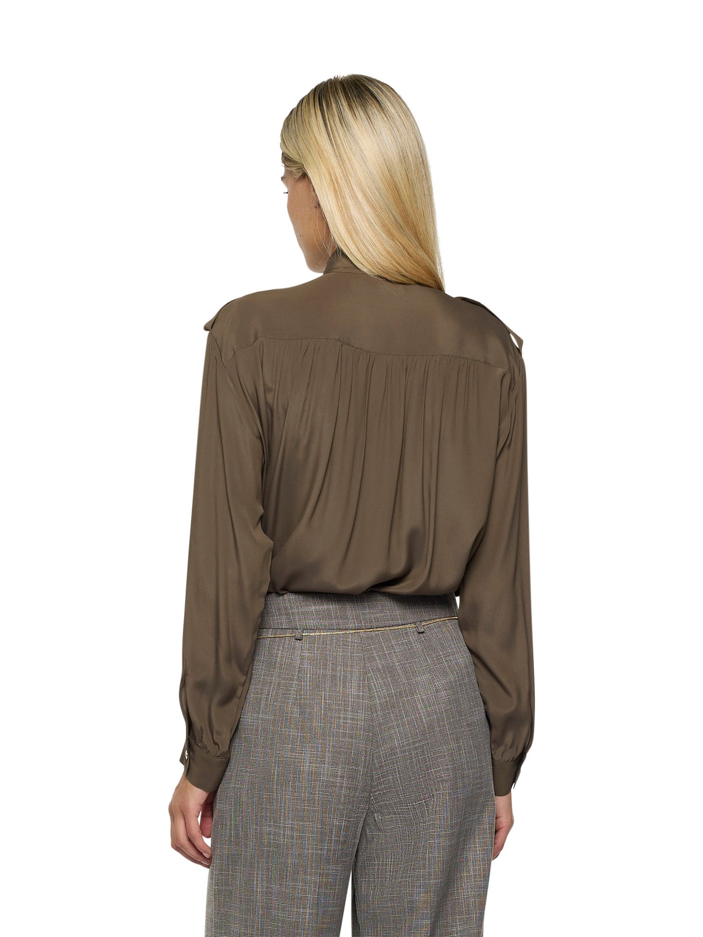 Shirt with lavallière, buckle and front pockets in silk acetate