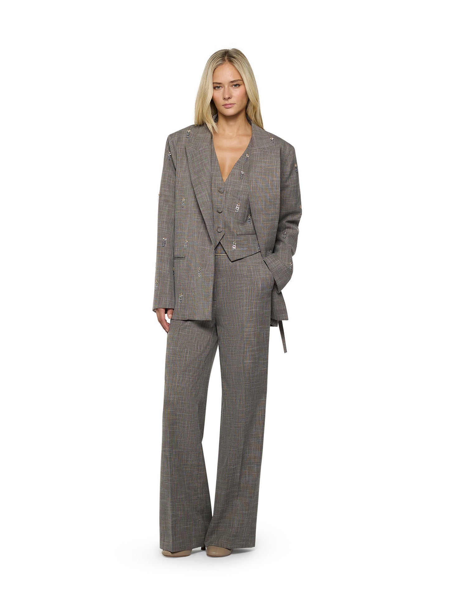 Embroidered vest in woven fabric
