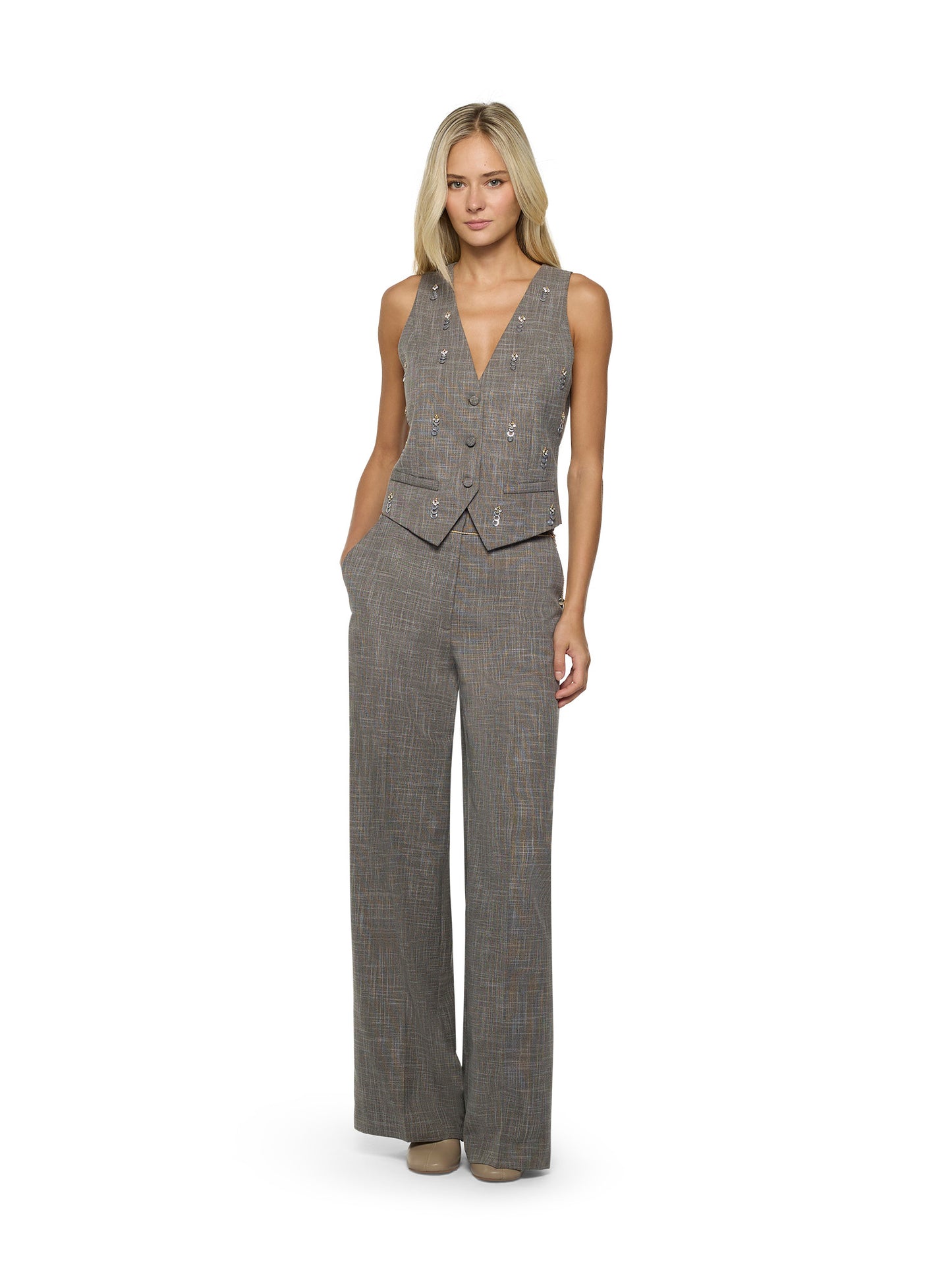 Embroidered vest in woven fabric