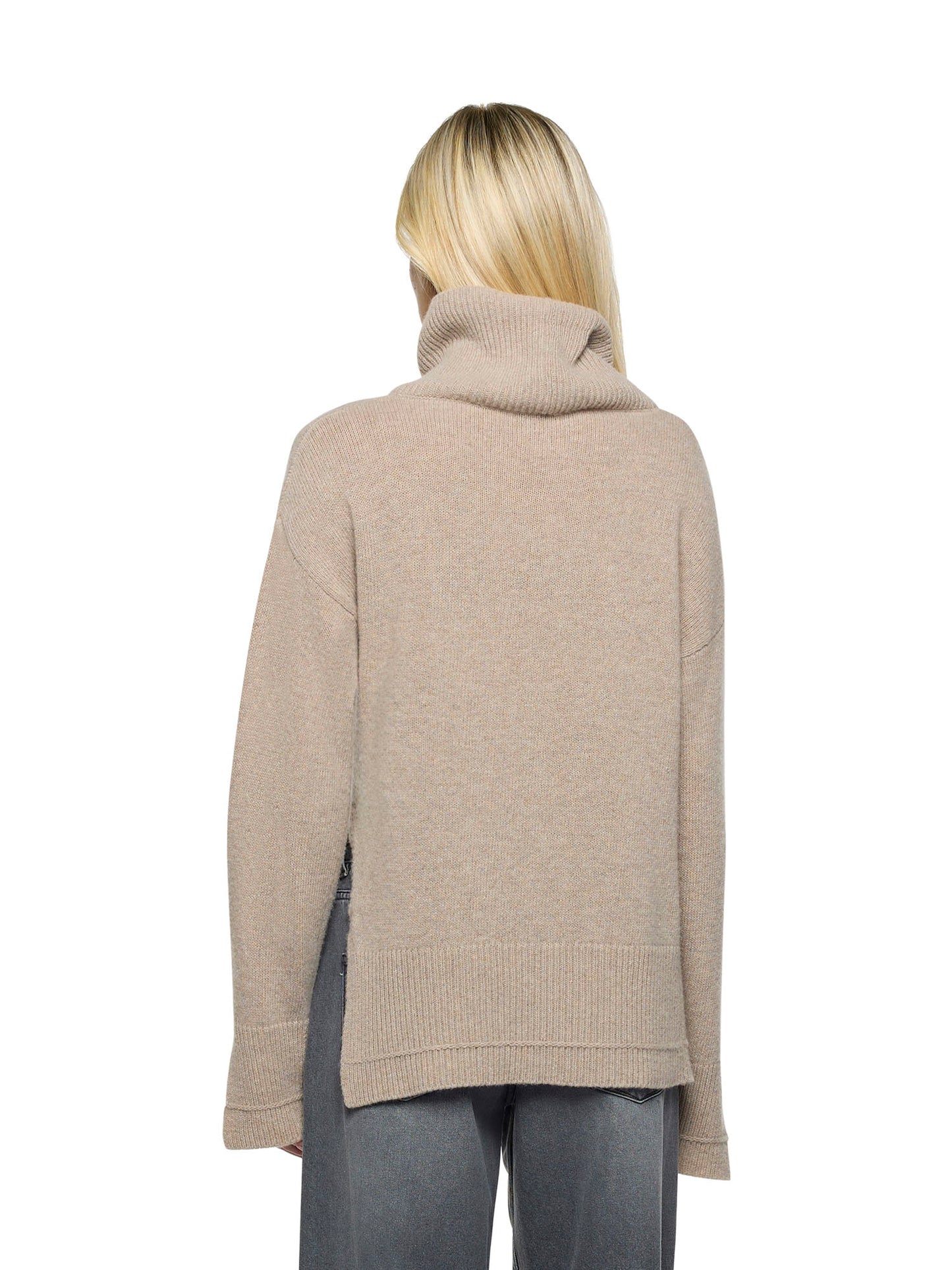 Maglia collo alto con applicazioni