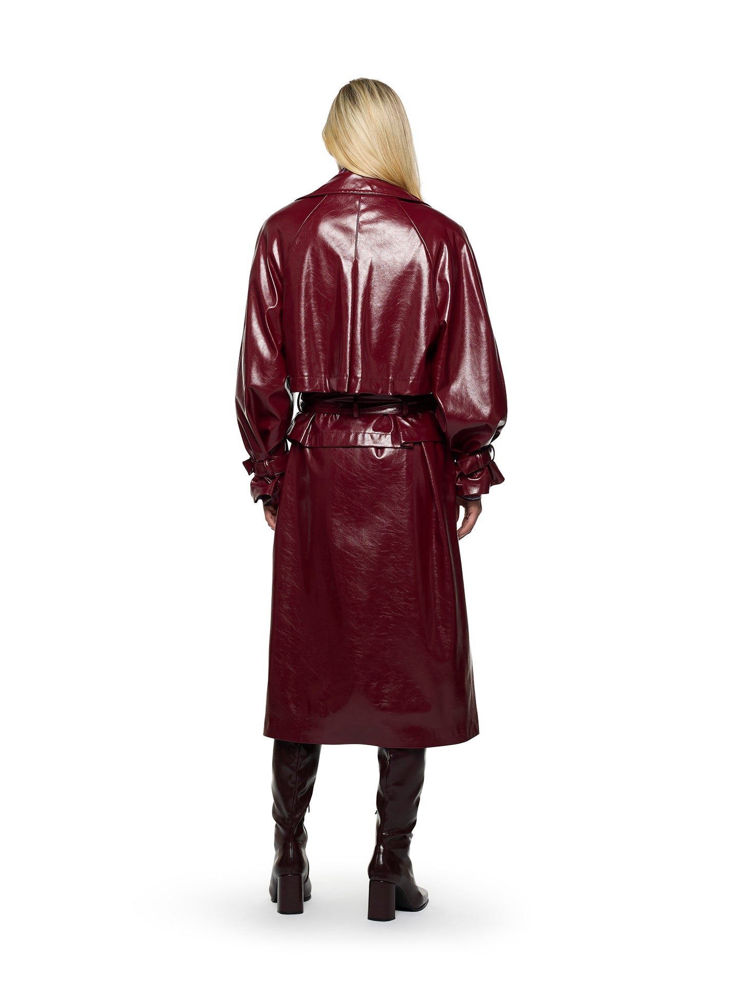 Trench in shiny vegan leather