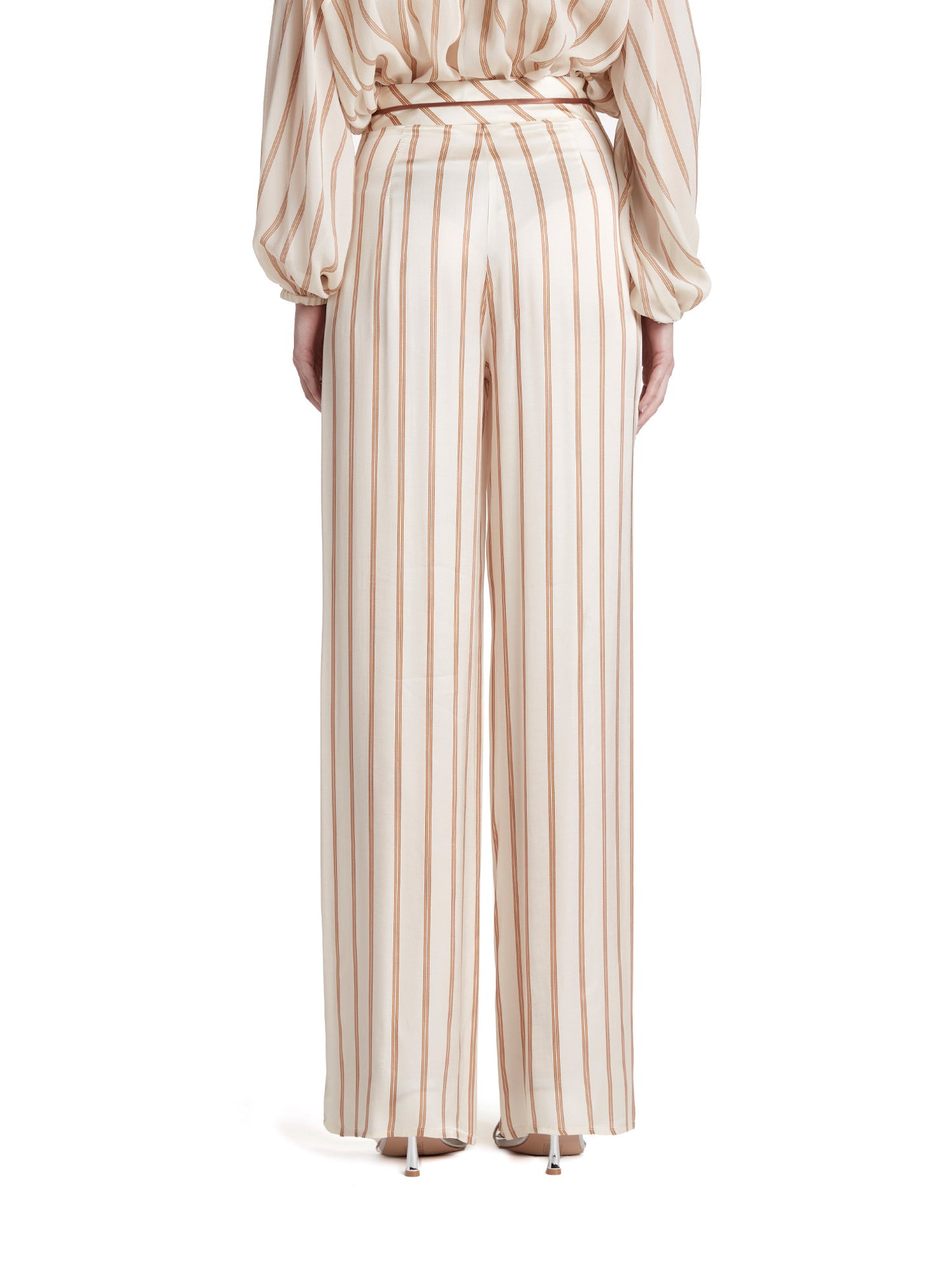 Straight trousers with pleats