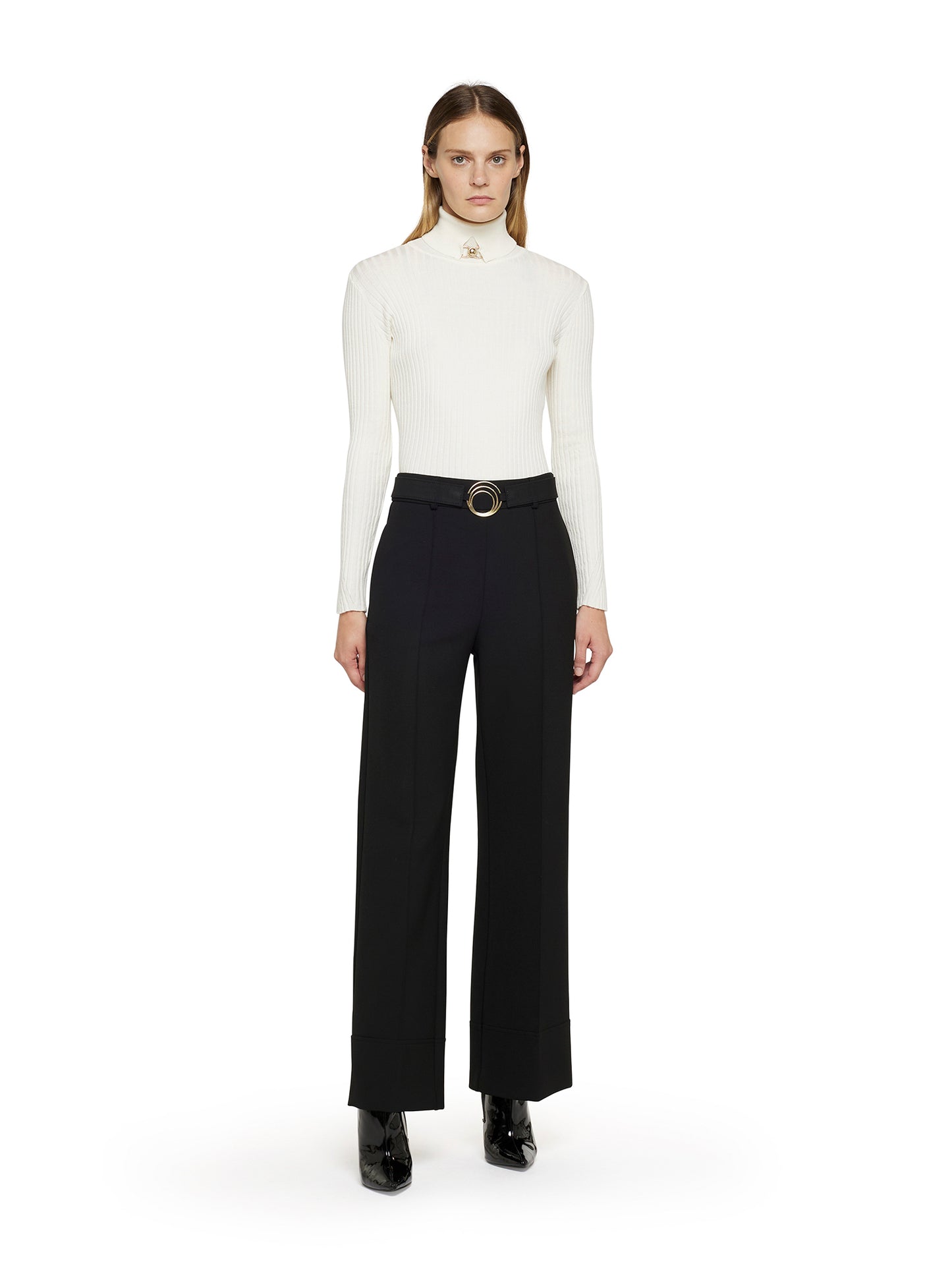Wide trousers with belt and triple ring buckle