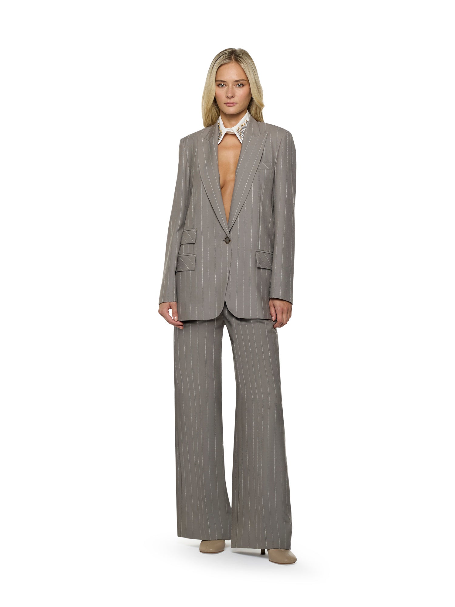 Straight jacket with flaps and one button in pinstripe