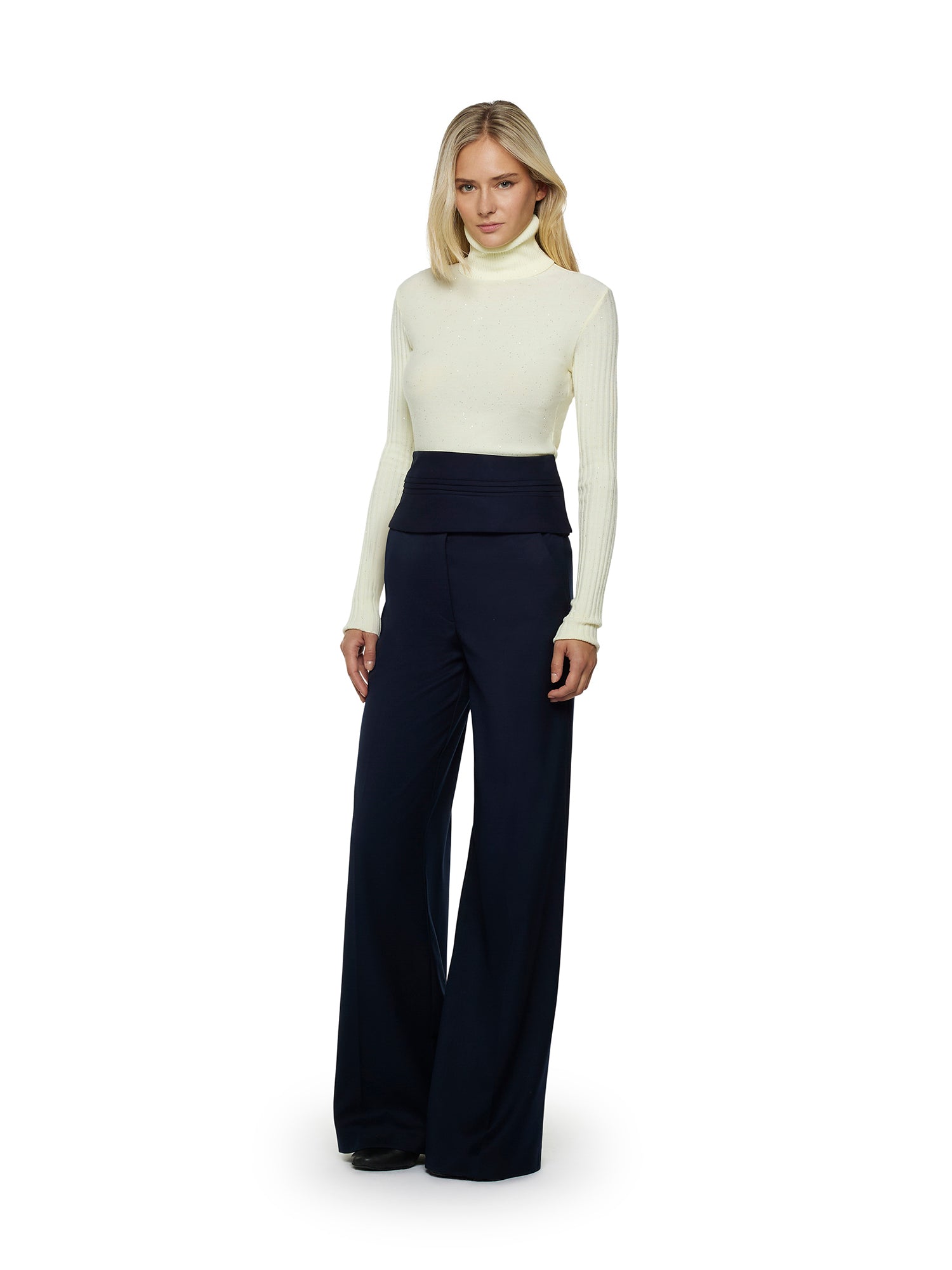 Long-sleeved basic turtleneck