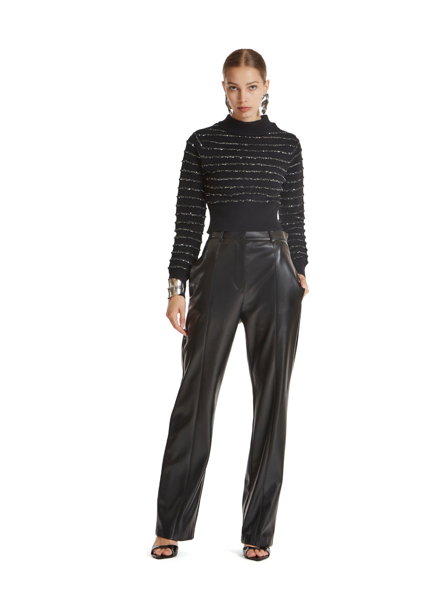 Maglia cropped con righe in paillettes jacquard