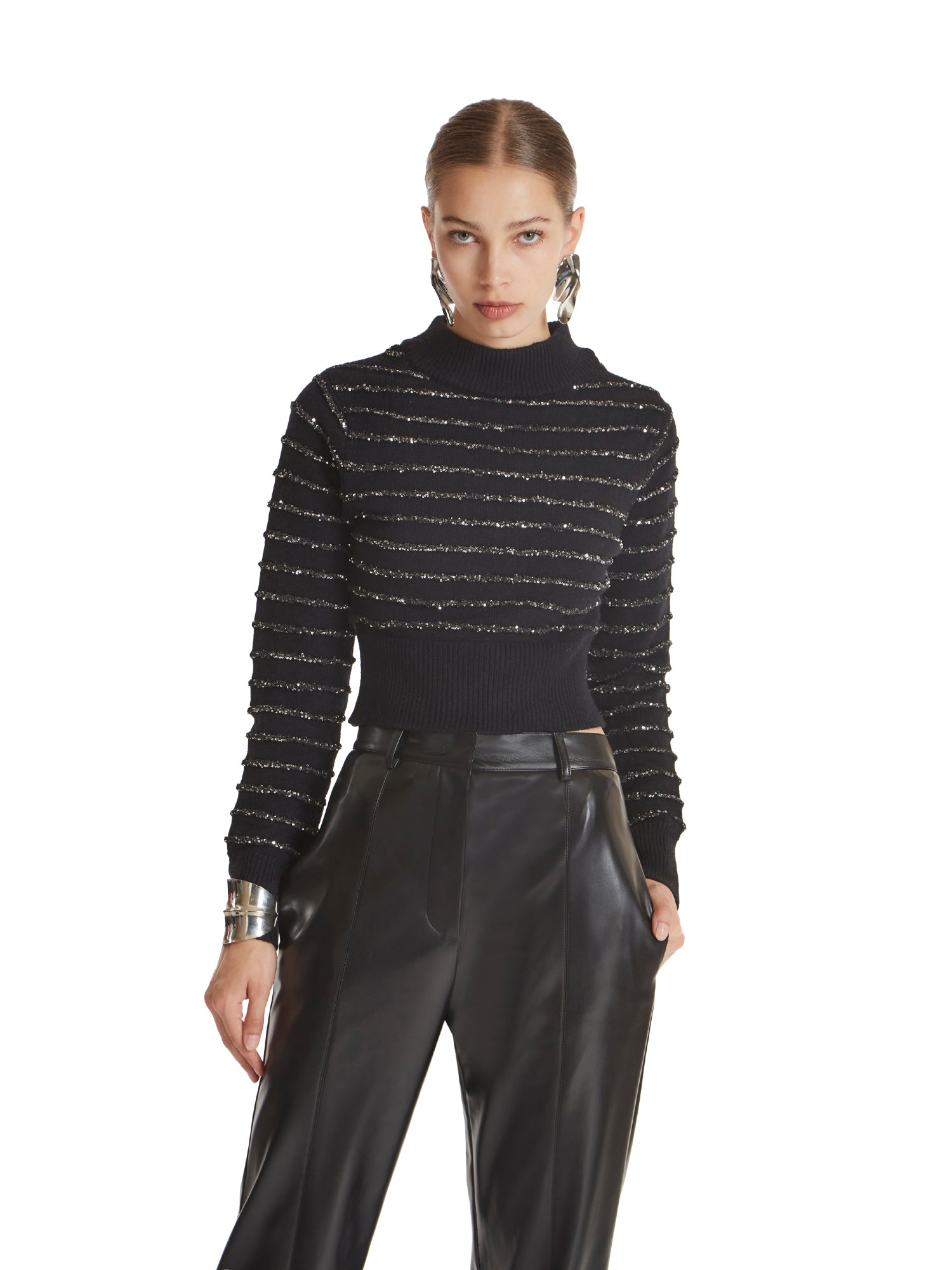 Cropped sweater with jacquard sequin stripes