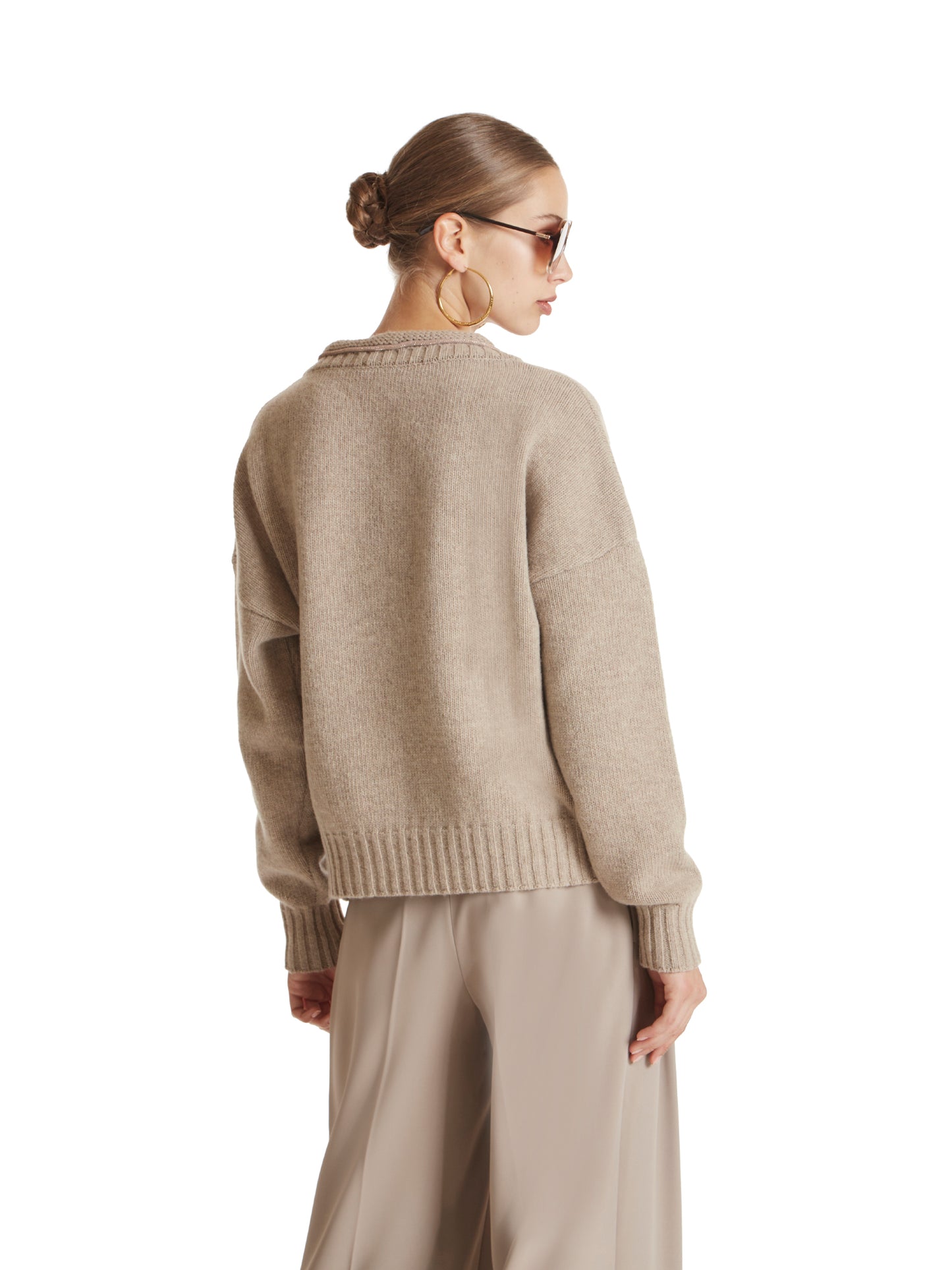 Double-neckline twisted sweater with rhinestones