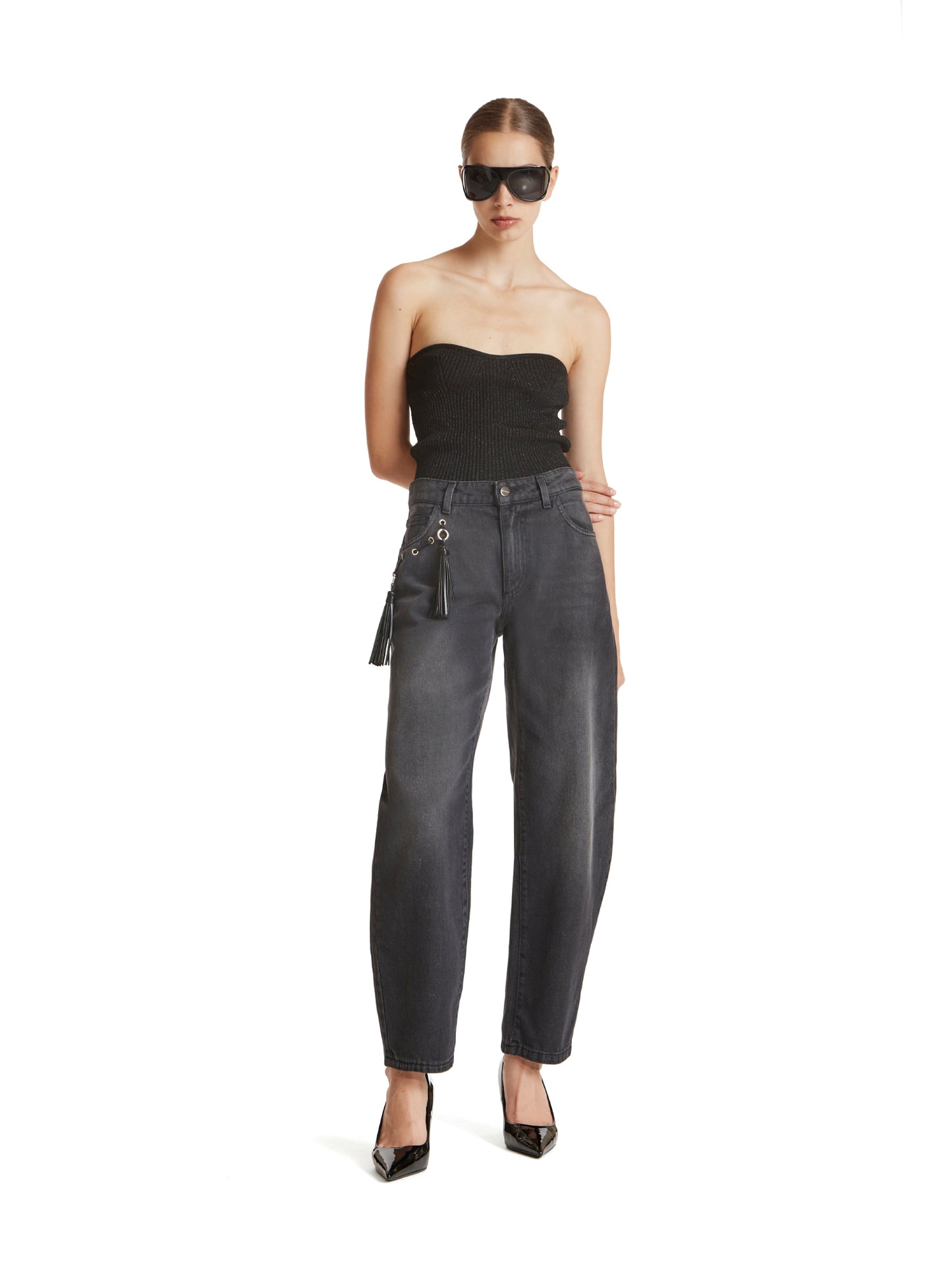 Barrel-leg jeans
