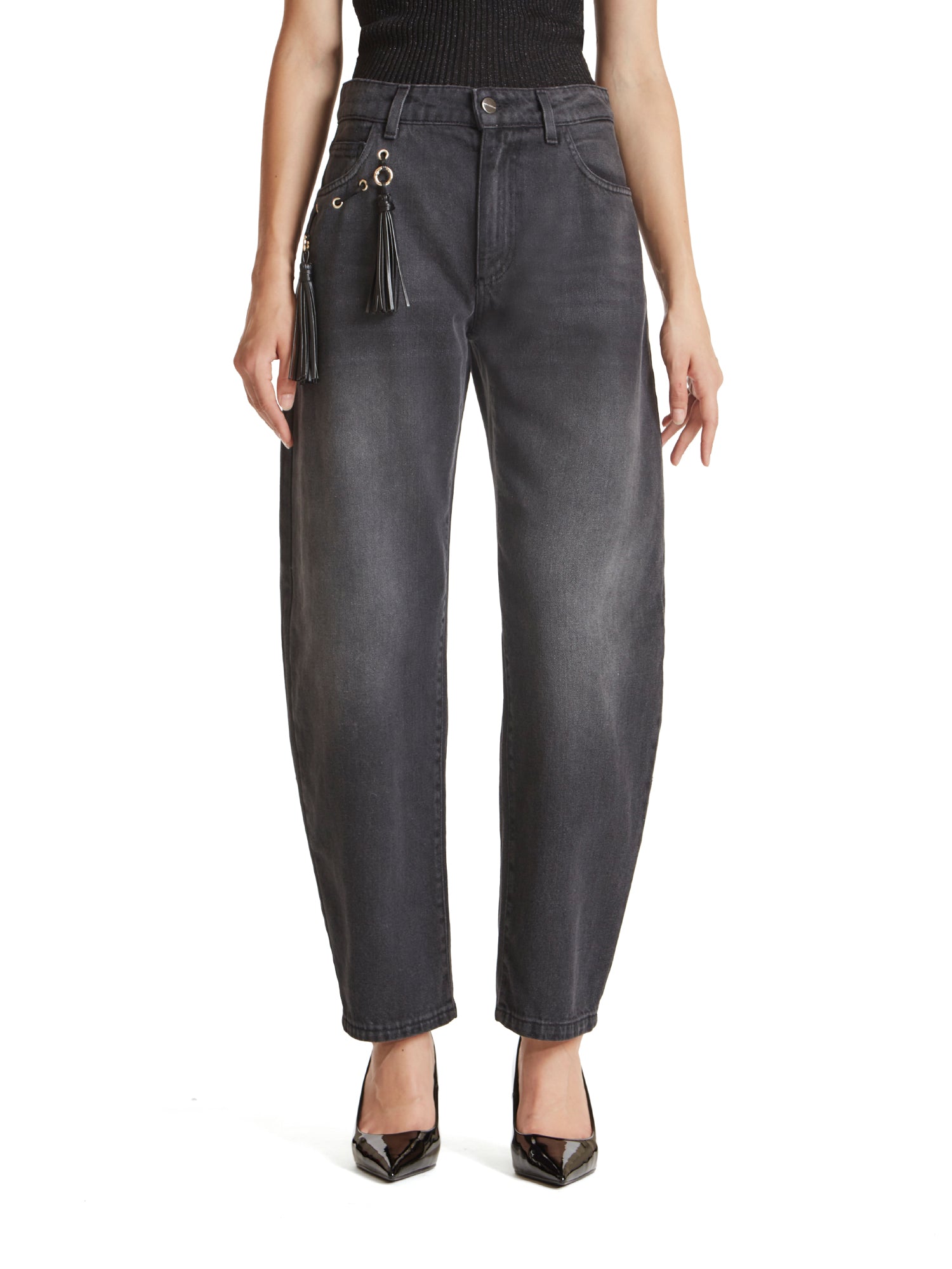 Barrel-leg jeans