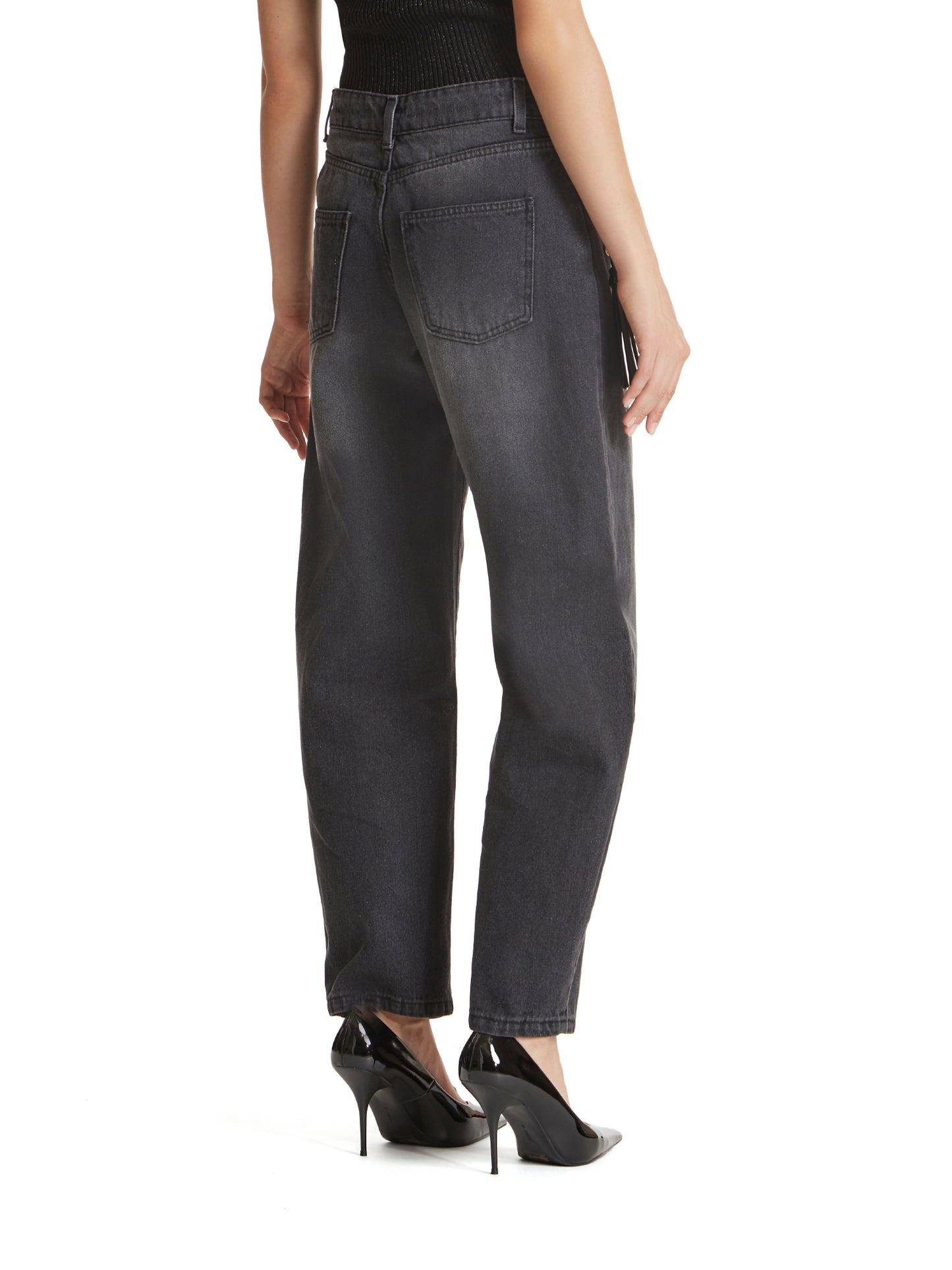 Barrel-leg jeans