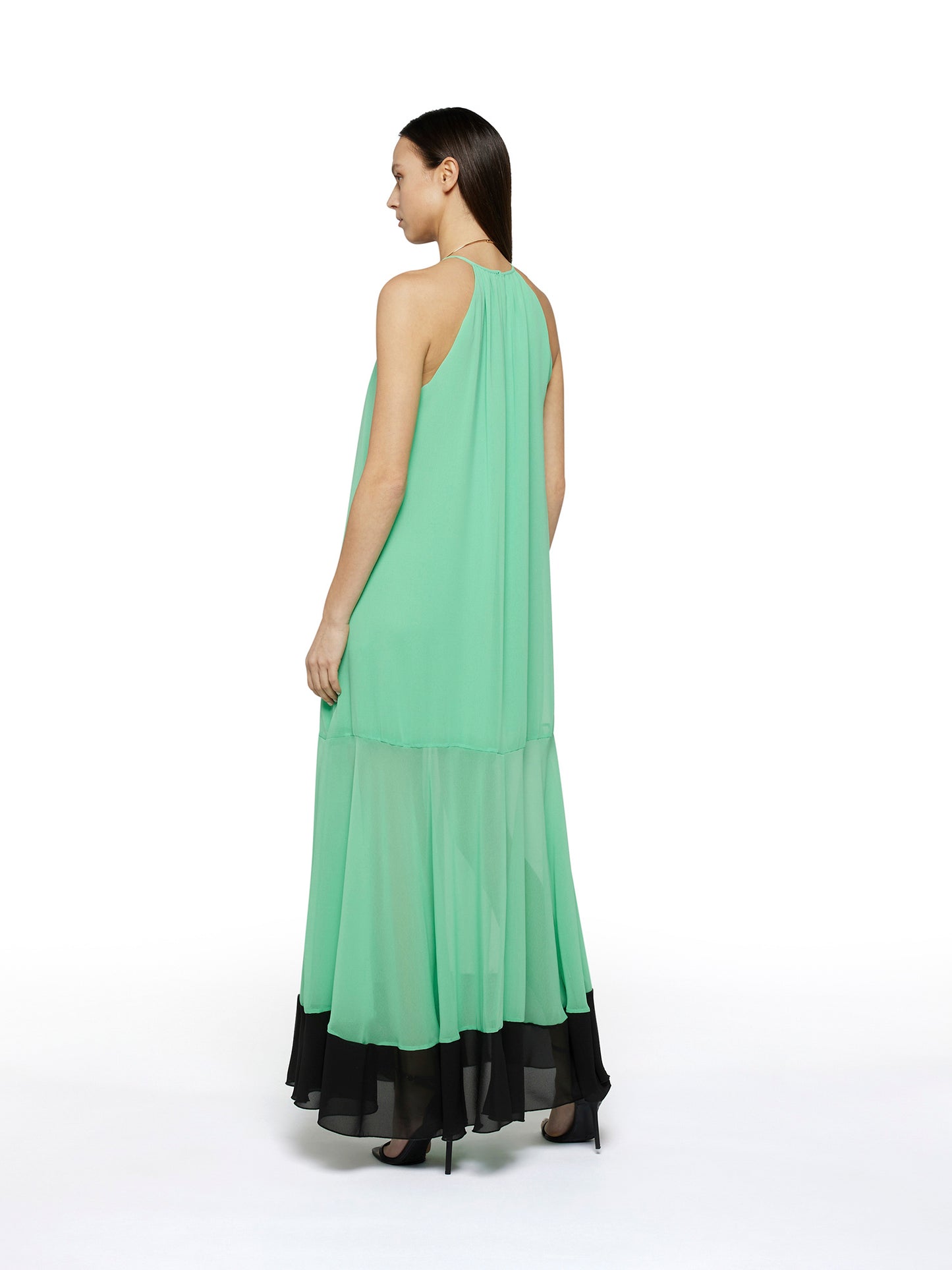 Long georgette dress with contrasting bottom ruffle