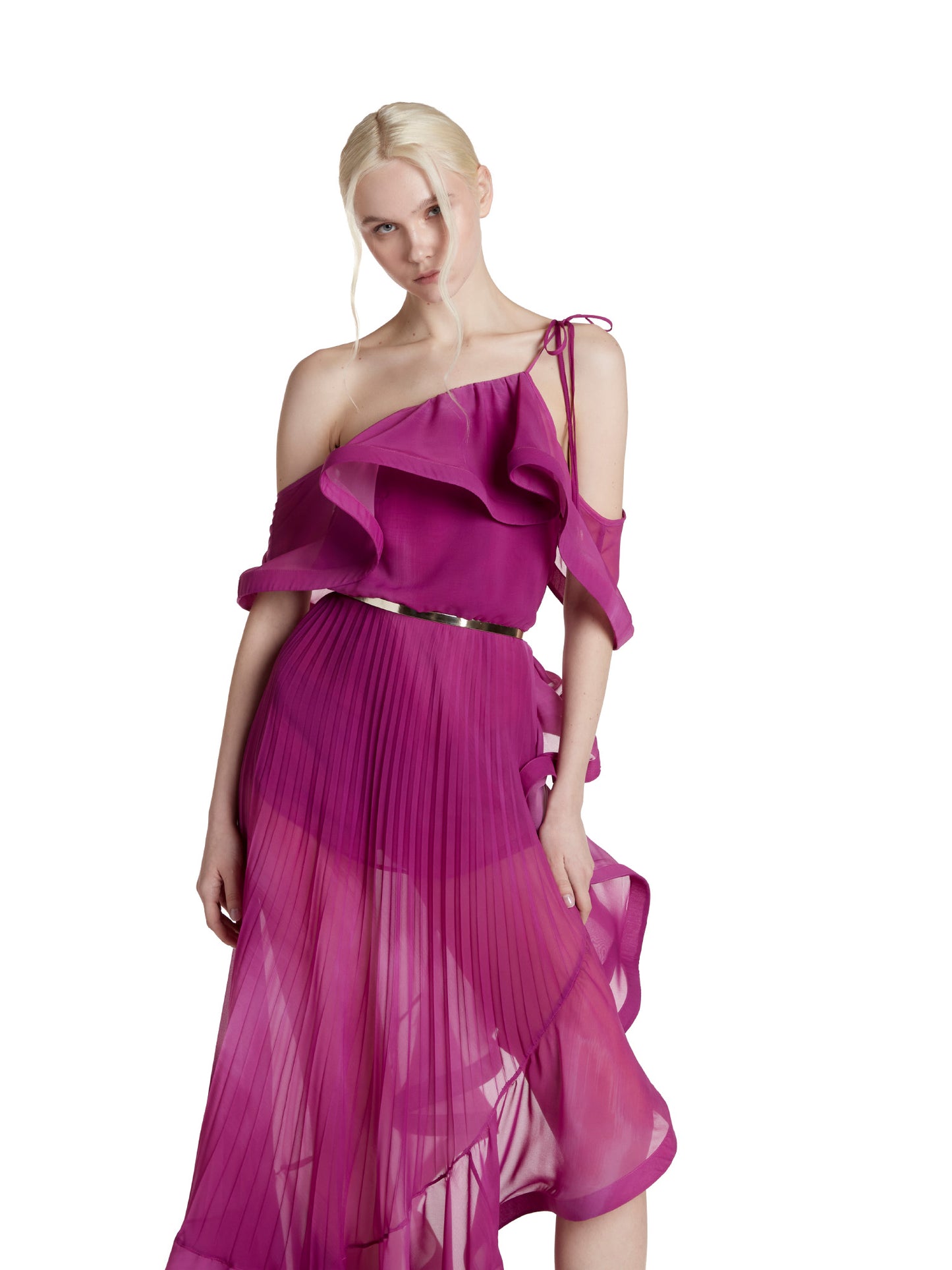 Abito lungo con volant