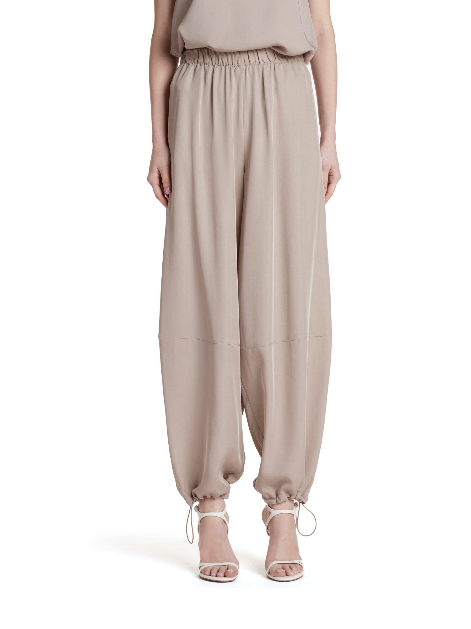 Wide-leg trousers