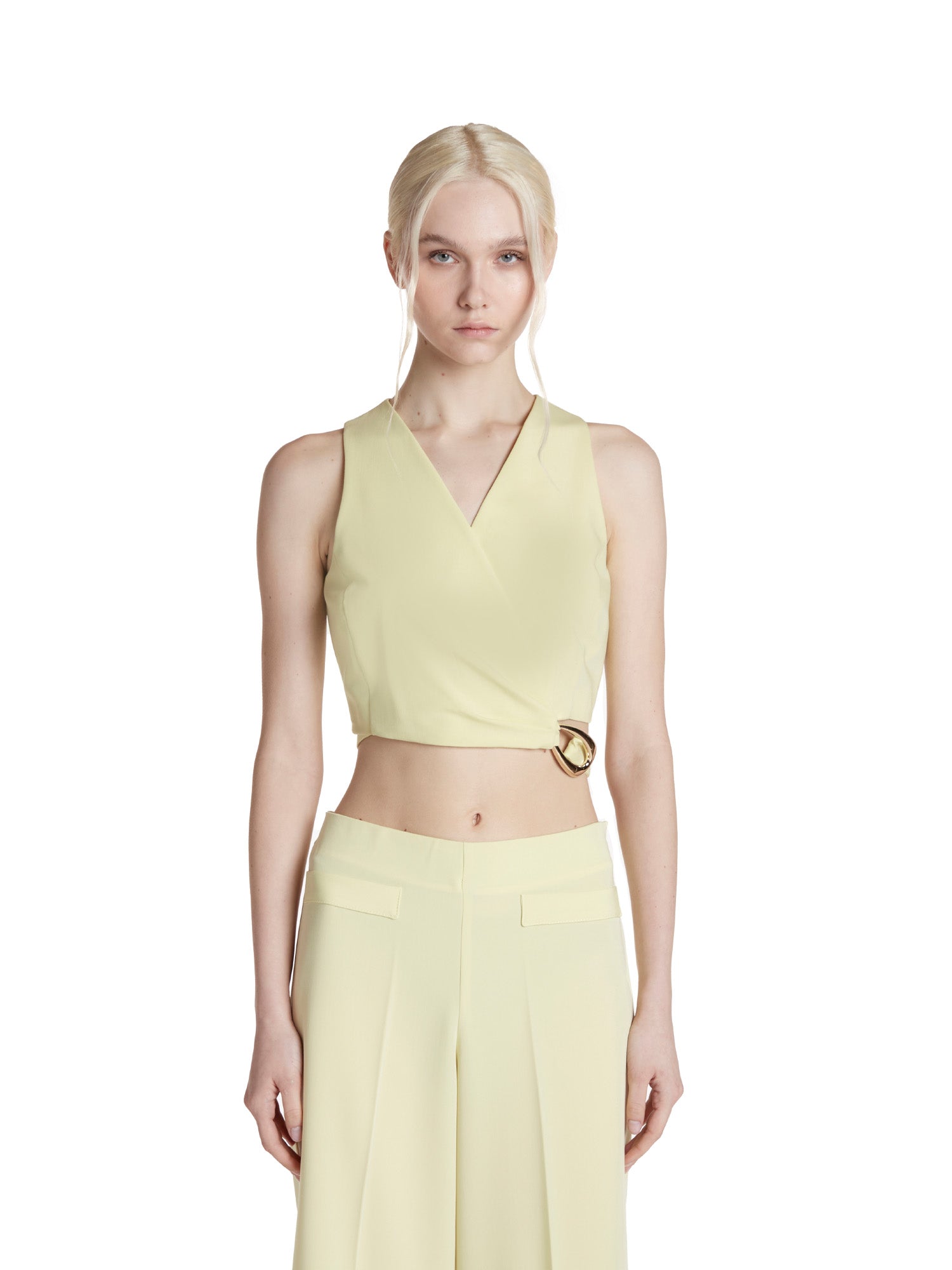 Cross-over top in flowing canvas