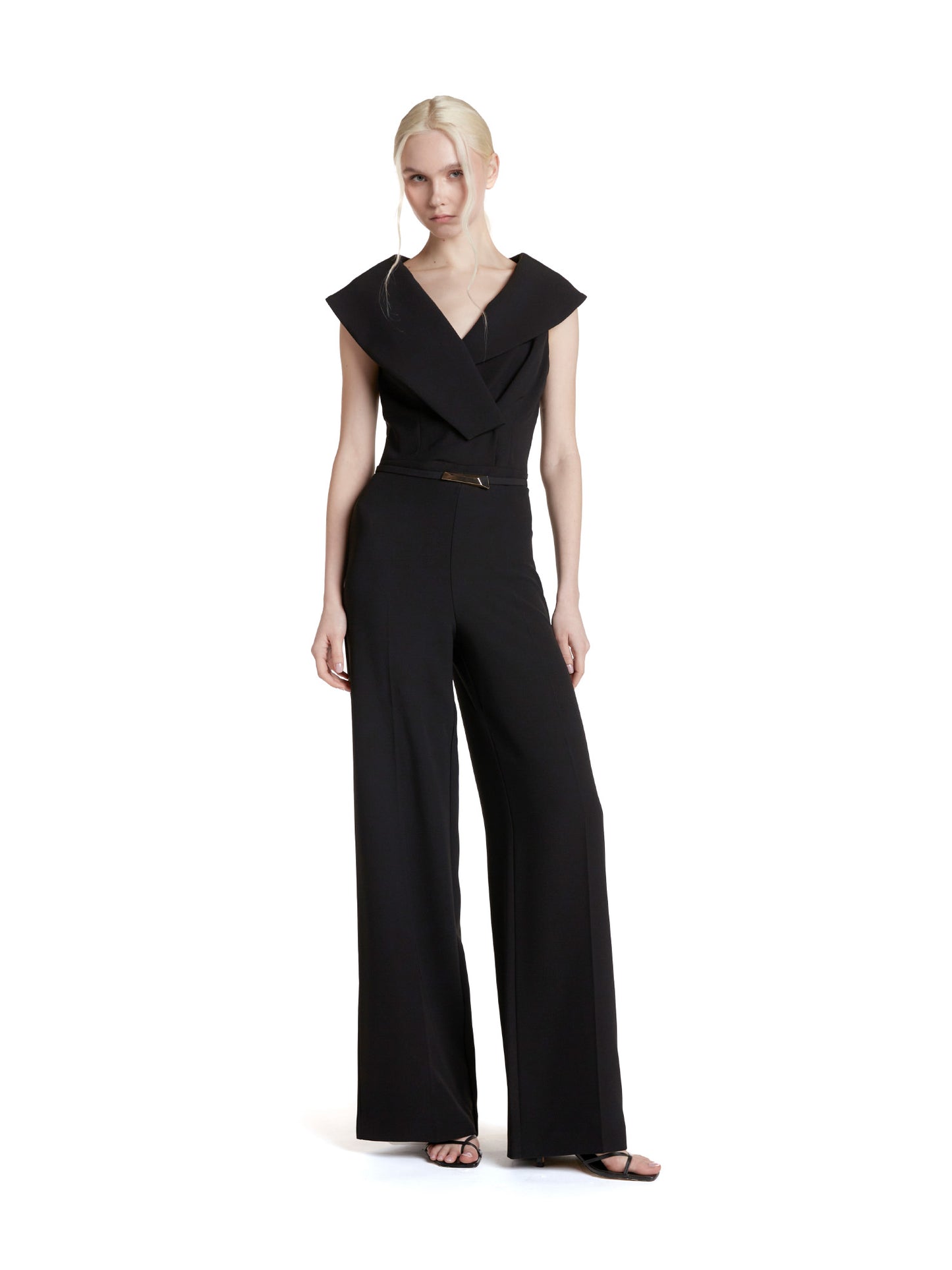 Jumpsuit with wide neckline