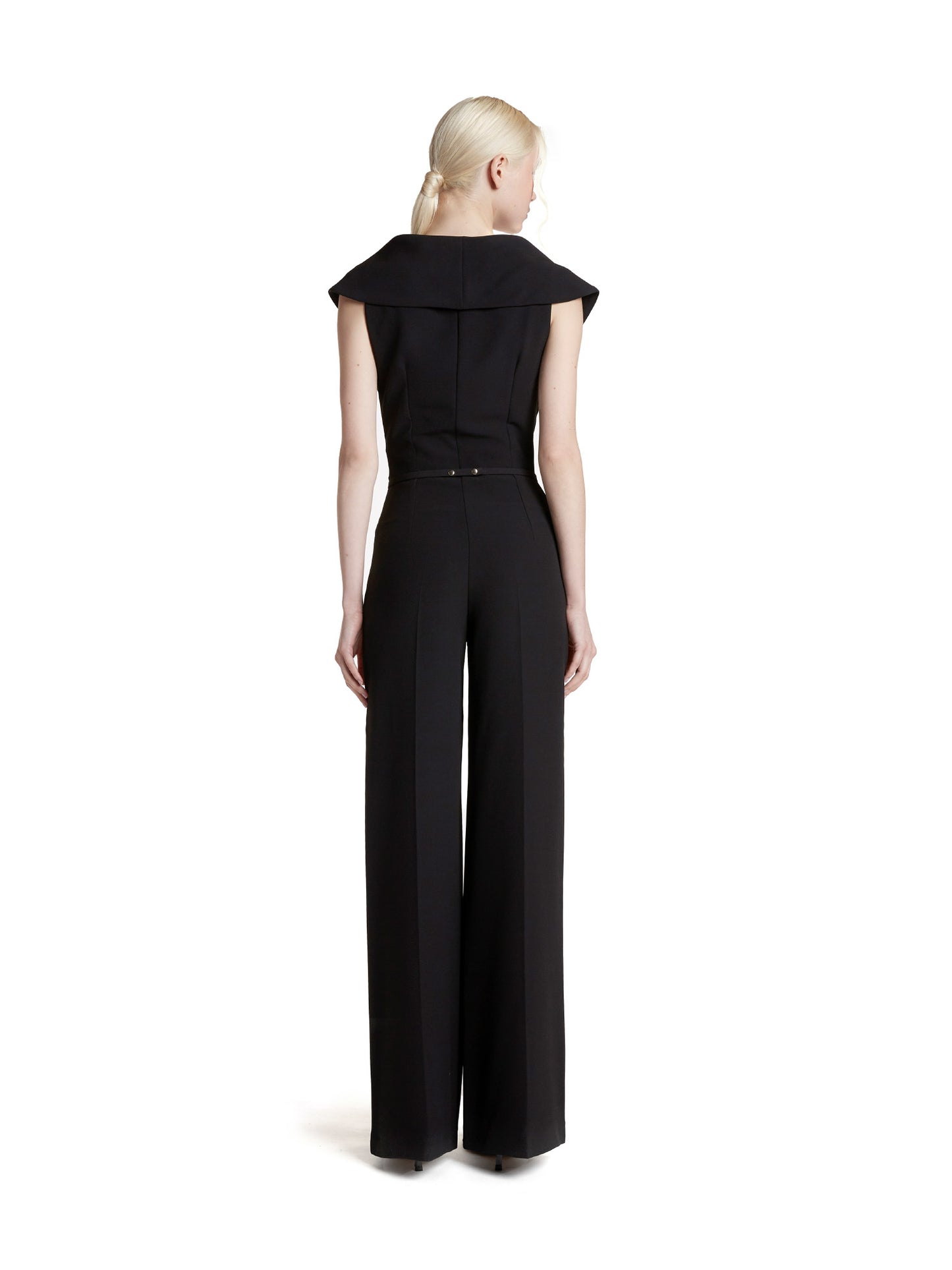Jumpsuit with wide neckline